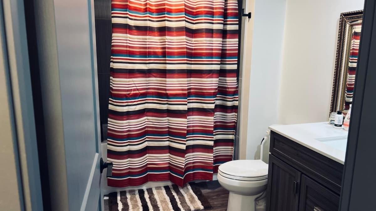 Tranquil Oasis 2 Bedroom Suite With Pool View Виктория Экстерьер фото